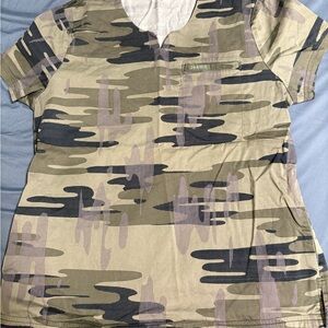 Camouflage Jaanuu Scrub Top
